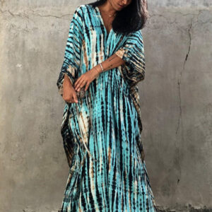 blue-kaftan-beach