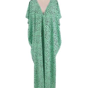 green-kaftan-beach