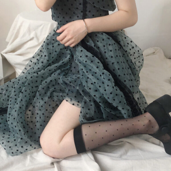 Women-Sexy-Polka-Dot-Print-Stockings-Knee-High-Socks-Soft-Nylon-Elastic-Fishnet-Girls-Lolita-Cute-3 Polka Dot Knee High Stockings