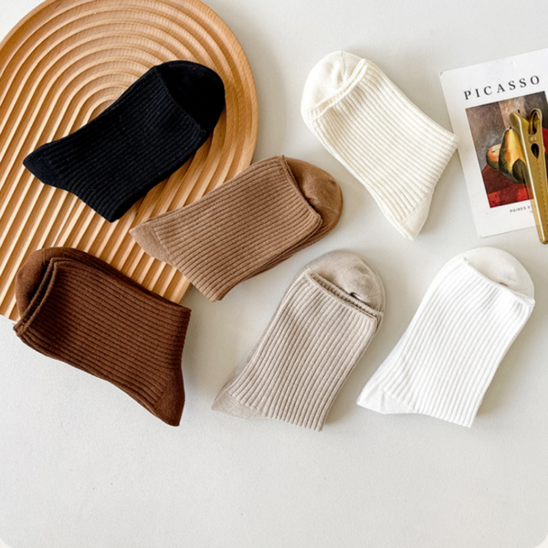 Women-s-Cotton-Loose-Socks-Fashion-Casual-High-Quality-Breathable-Solid-Color-Knitting-Sock-Calcetines-Mujer-3 Casual Cotton Loose Socks